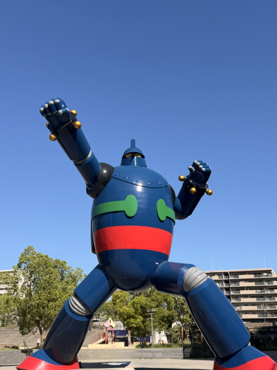 3513