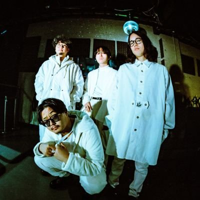 4231