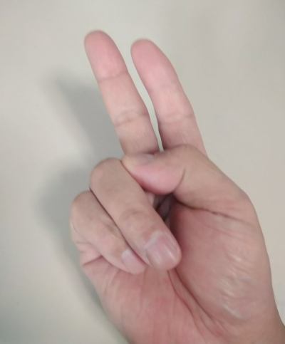 7374