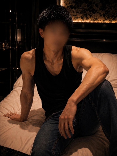 7618