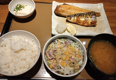 じんや
