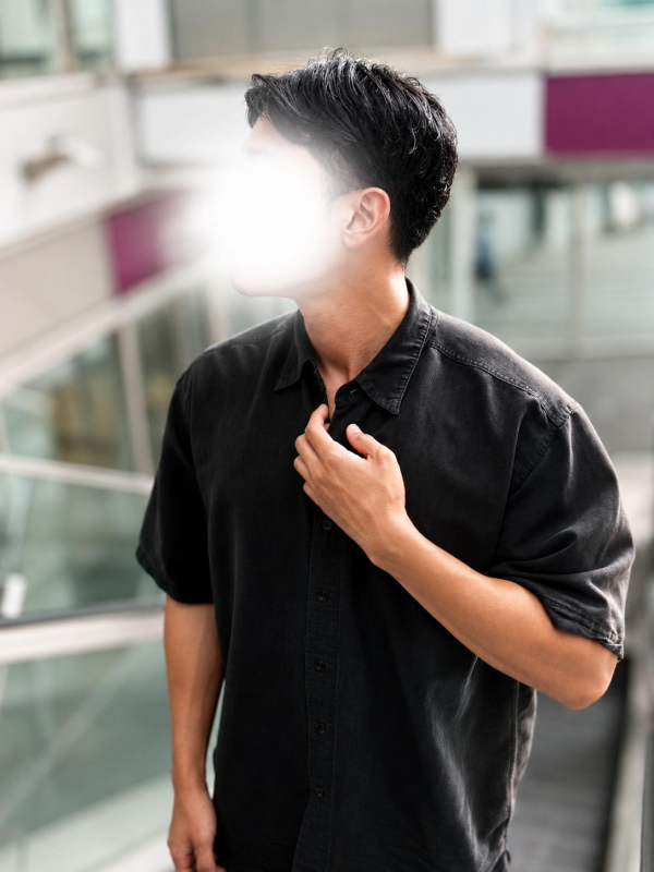 あきら